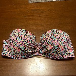 Victoria’s Secret strapless bikini top